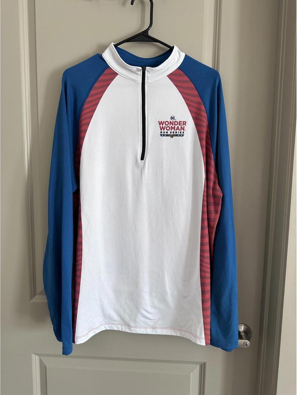 DC Wonder Woman Run Series Quarter Zip Lightweight Jacket Running Men Sz XL